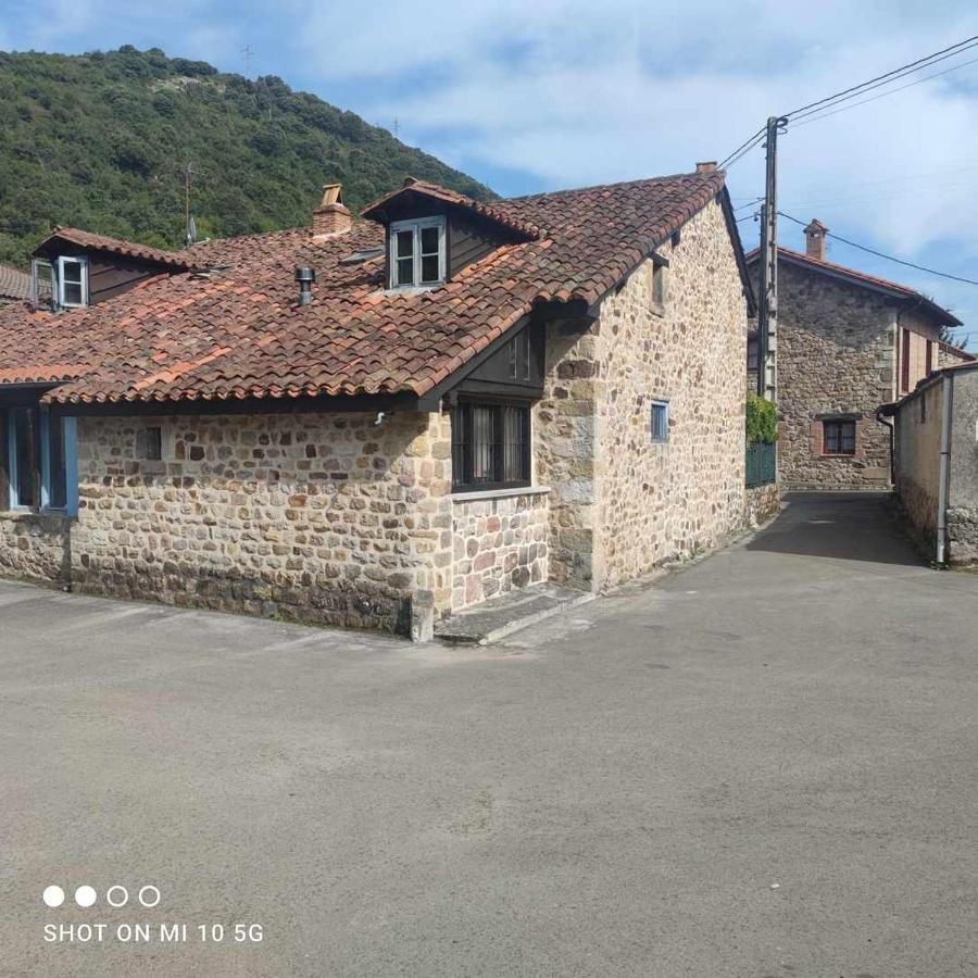 Casa Rural El Amparuco Treceno Екстер'єр фото