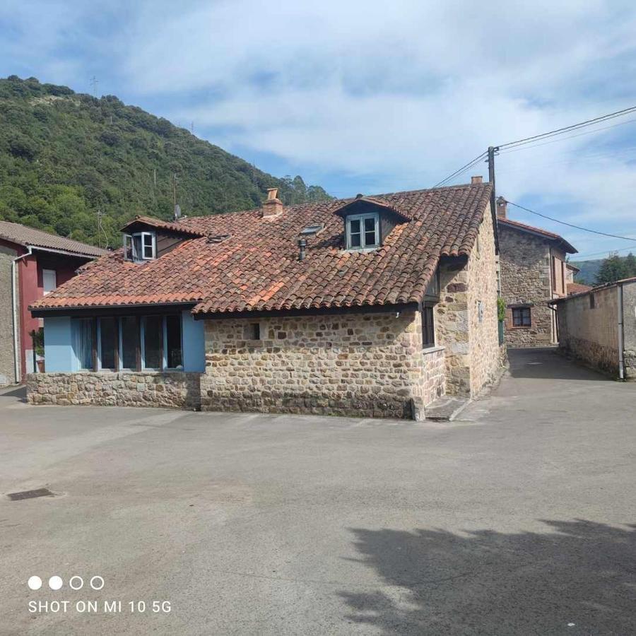 Casa Rural El Amparuco Treceno Екстер'єр фото